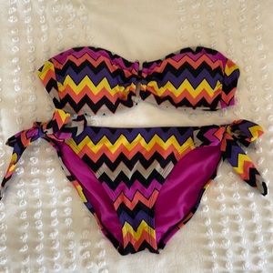 Geometric, print, strapless, bikini. Size medium.